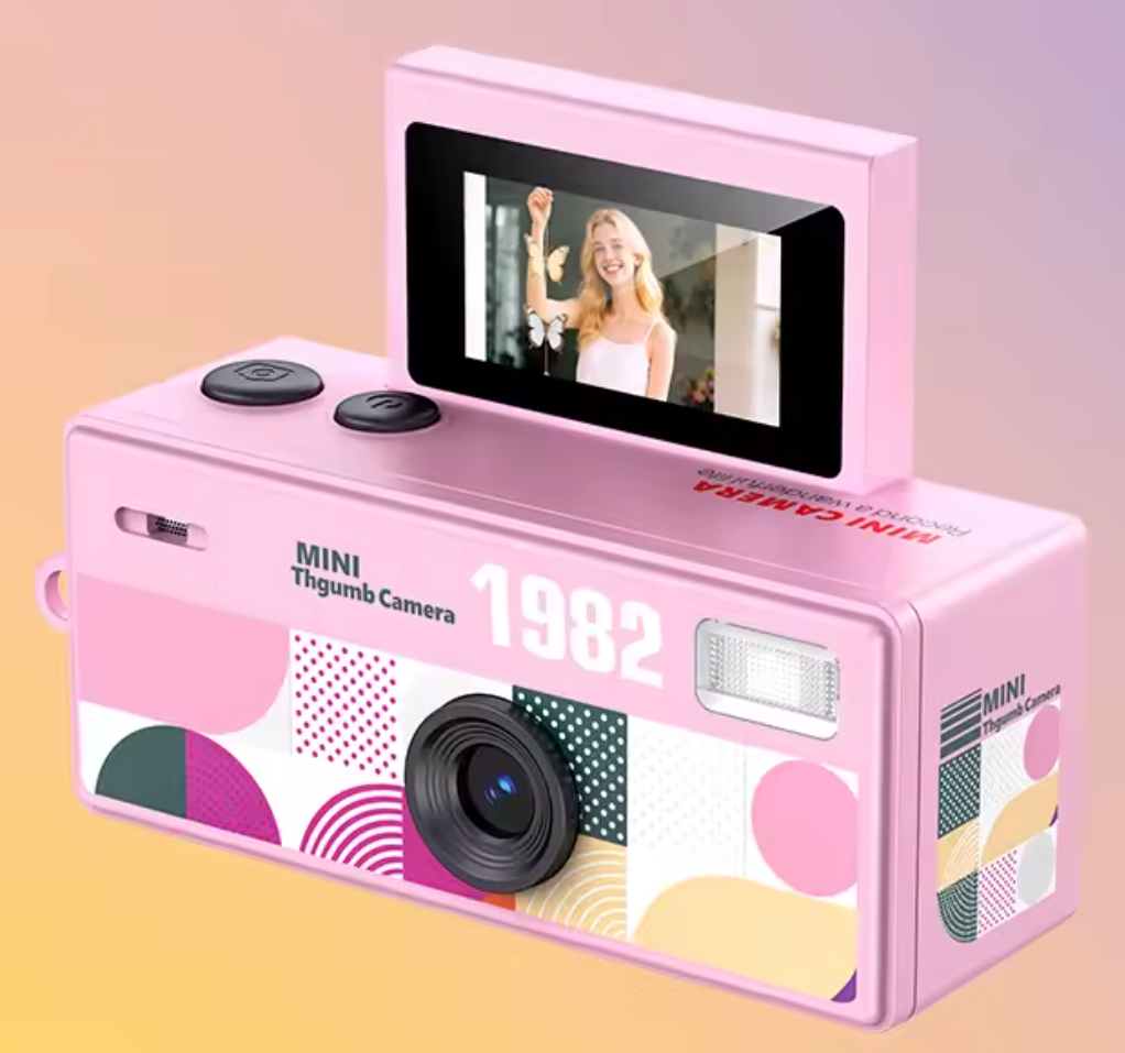 Mini Retro CCD Keychain Camera (1080P HD & Selfie Flip Lens)
