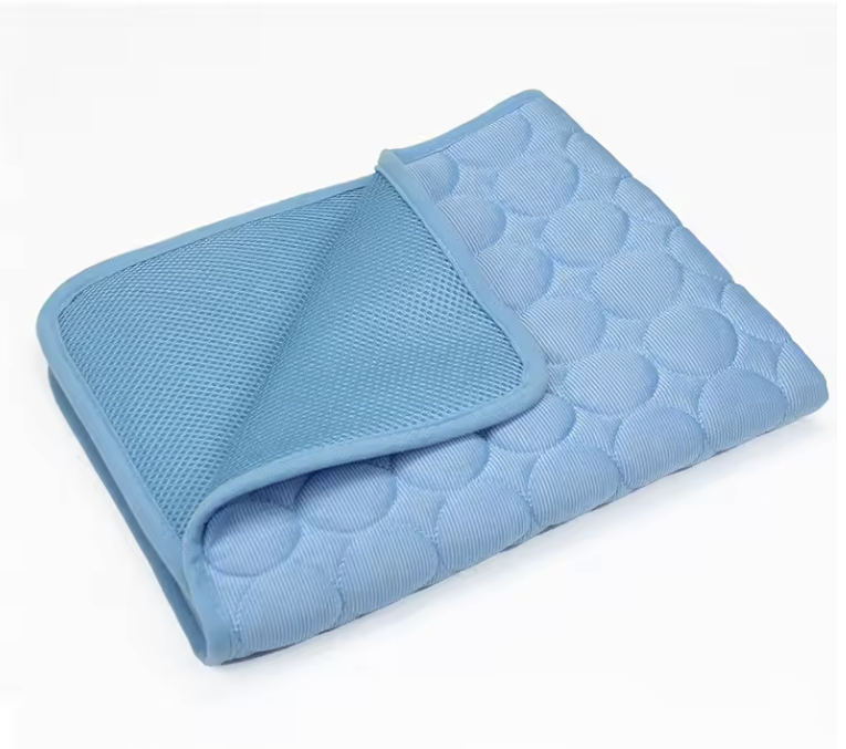 Summer Pet Cooling Mat – Washable Ice Silk Bed Cushion