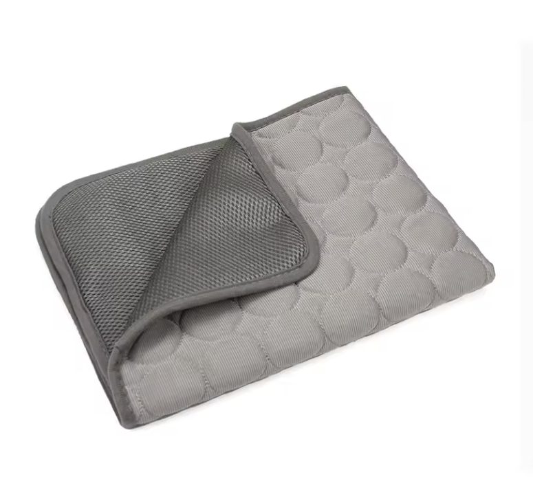 Summer Pet Cooling Mat – Washable Ice Silk Bed Cushion